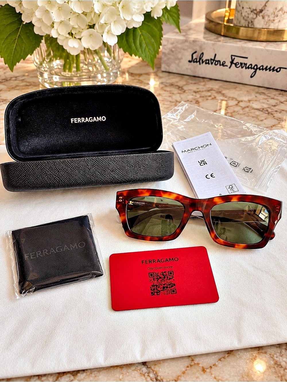 NWT Ferragamo SF996SCP 214 Tortoise Green Sunglasses 51mm w/ Case